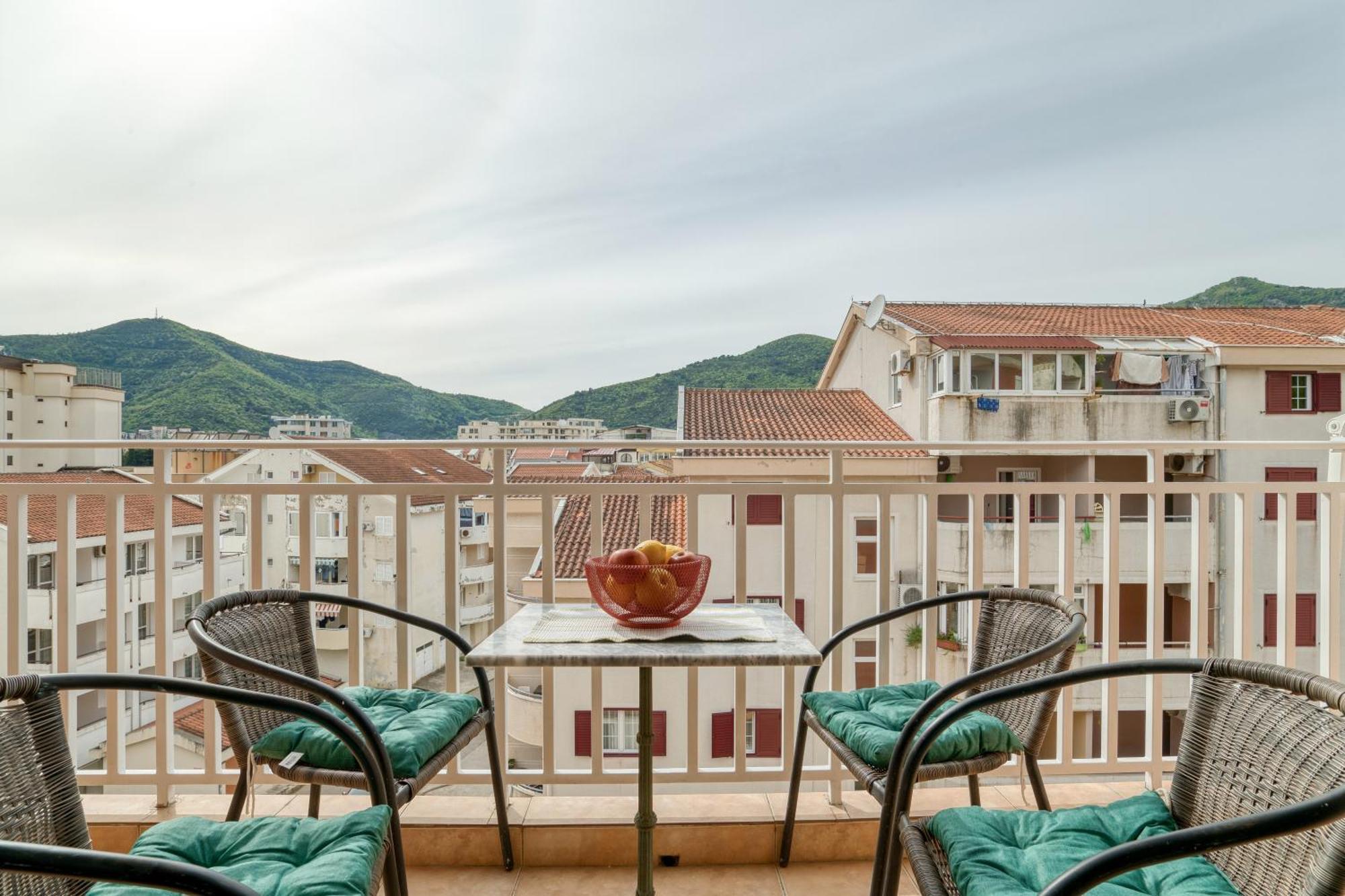 Comfort Apartment Near The Beach Budva Luaran gambar